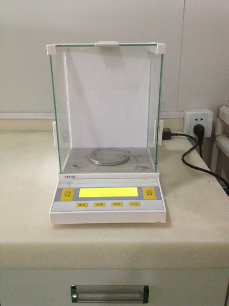 Desiccant Analytical Equipment Scale